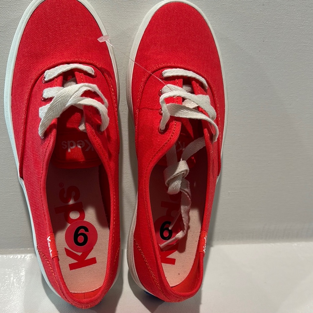 NWT  Ladies Bright Neon Keds with Laceup front.